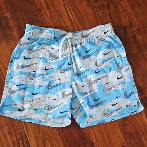 Nike Men's Light Blue Graphic Athletic Shorts